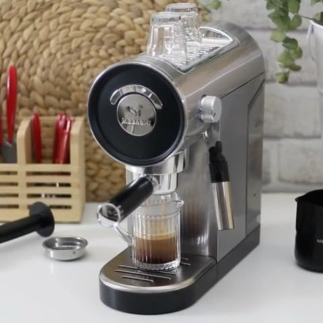 Mebashi™ Espresso Machine, With Italian Pump, 0.9L Capacity, 20 Bar Pressure