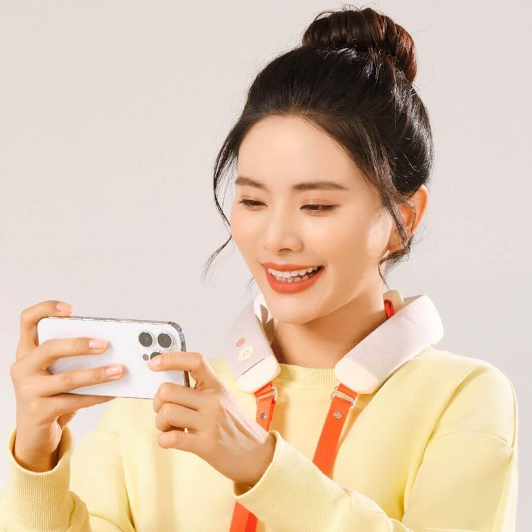 Breo Neck 5 Lite Relaxing Neck Massager | B-tech Real Kneading Technology with Volcanic Hot Stone Massage