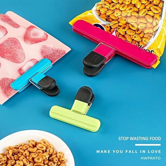AMERTEER 4 Pack Food Clips, Large Chip Clips - Air Tight, Bag Clips | Food bag Clips with Good Grips, Plastic Heavy Duty Chip Clips, Kitchen Clips for Open Bags and etc (3 Large & 3 Small)