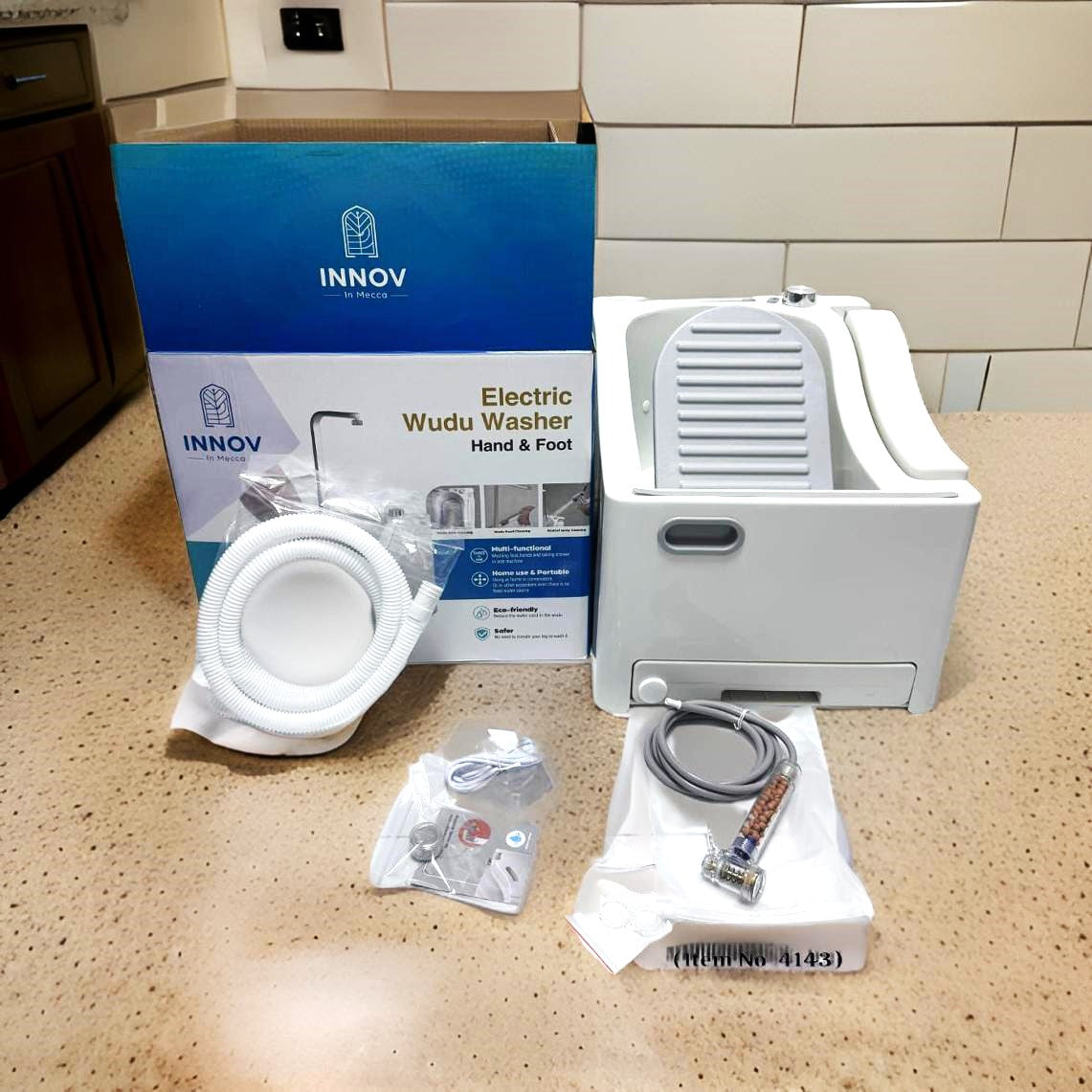 Portable Wudu Machine, Foot Pedal Activation, 1800mAh*2, 1-3H Working Time, Lightweight, Safe to Use, Convenient Body Wash Sprayer, 2.5L Clean Water Capacity, 2L Used Water Capacity